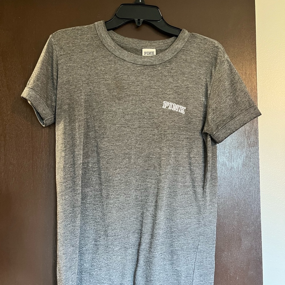 PINK gray t-shirt size XS (can also fit small)